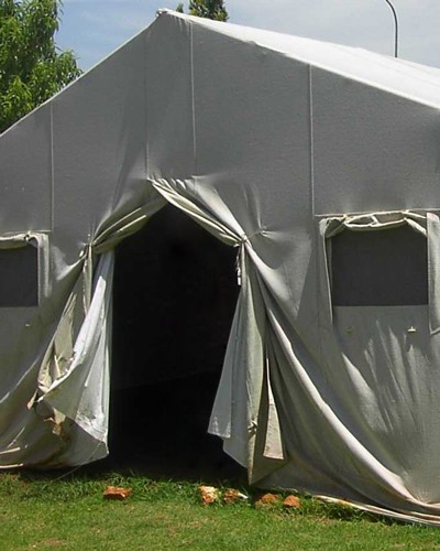 Изготавливаем солдатские палатки в Киришах вместимостью <strong>до 70 человек</strong>